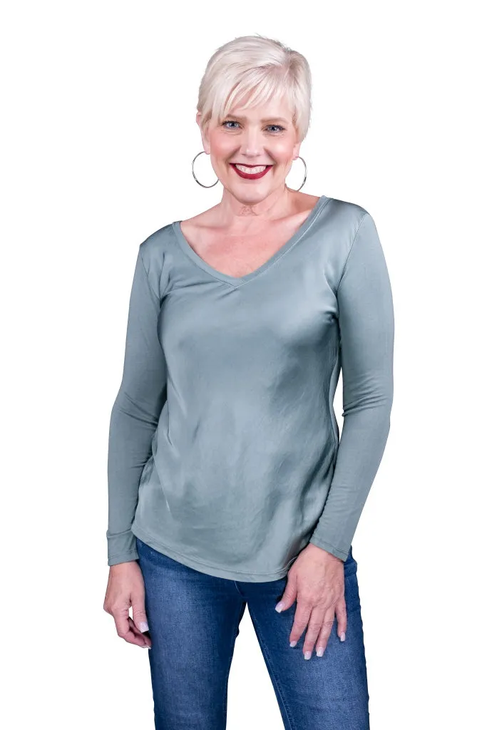 Everly Viscose Sheen Top (BLS137)